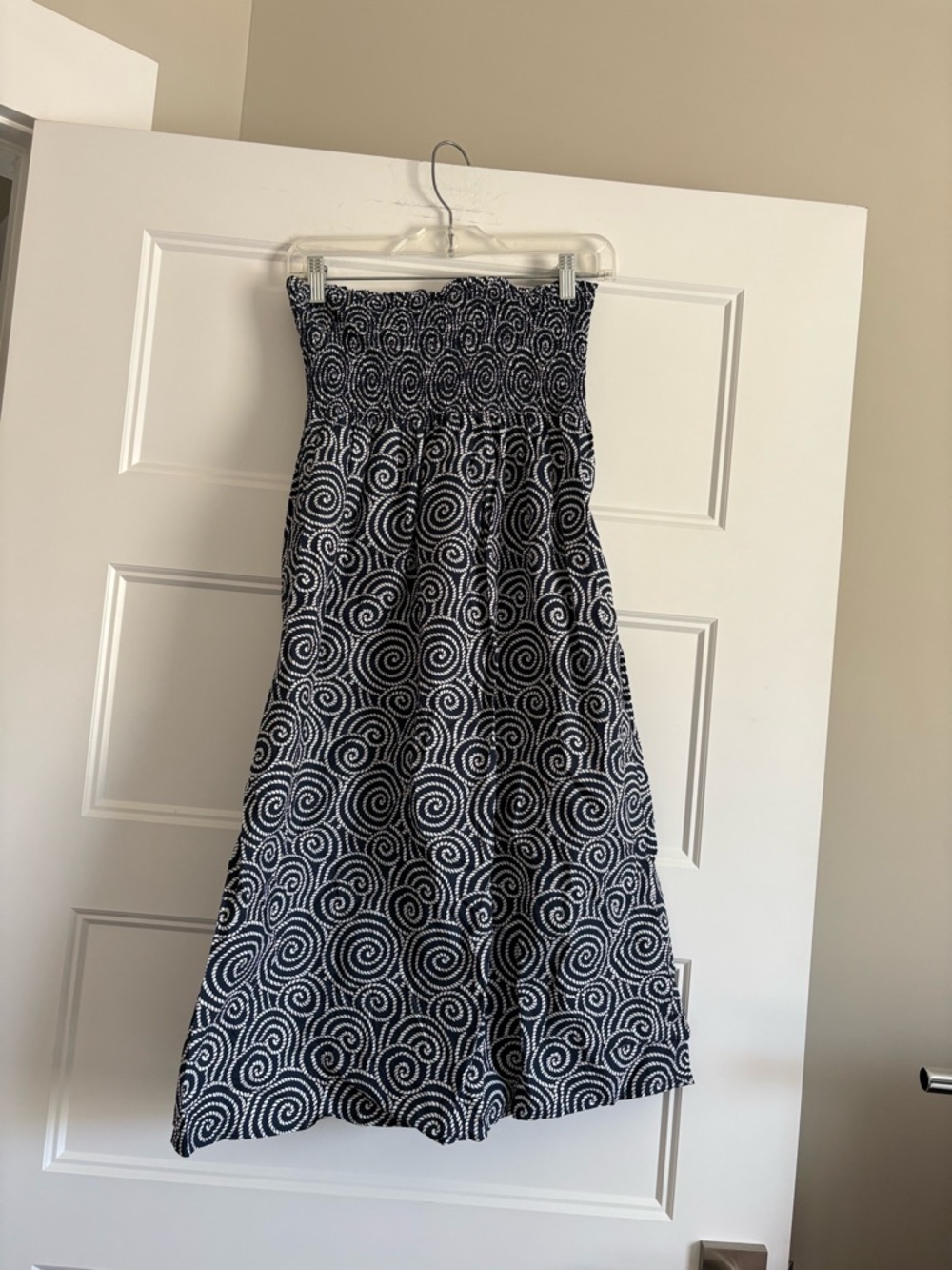 Vineyard Vines Navy and White Strapless Spiral Maxi Dress